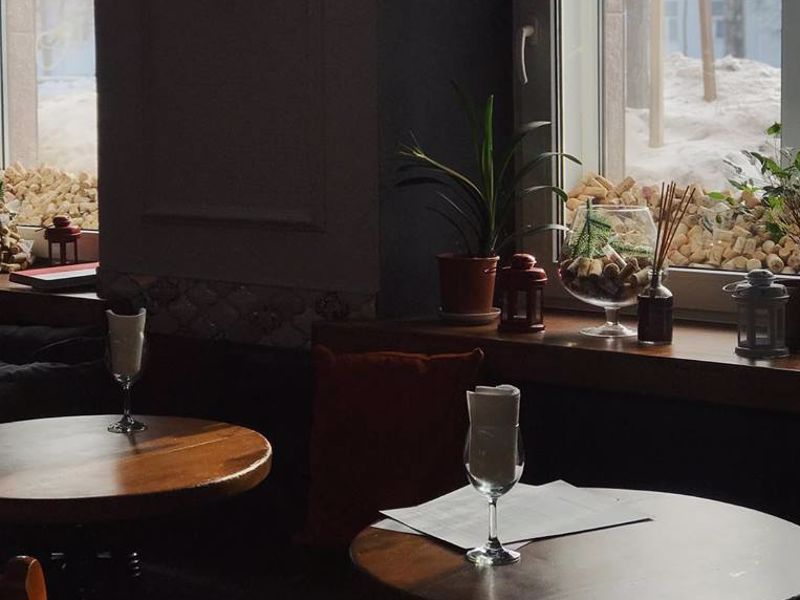 Like a Local's wine bar - ресторан | Меню та ціни | TipMyMenu