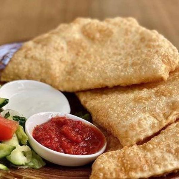Фото Янтик с говядиной, сыром и грибами в Musafir (Мусафир)