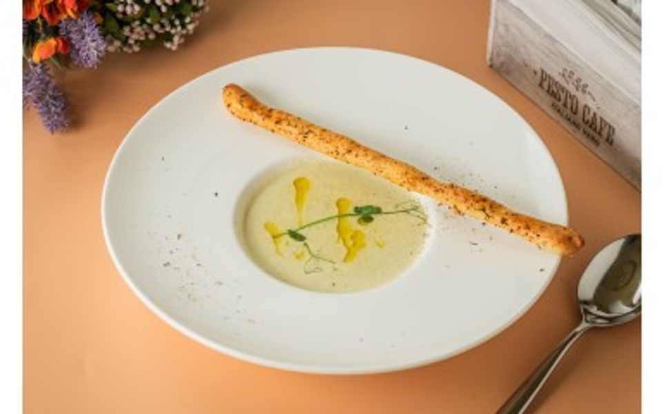 Фото Крем -суп кабачковий у Pesto Cafe