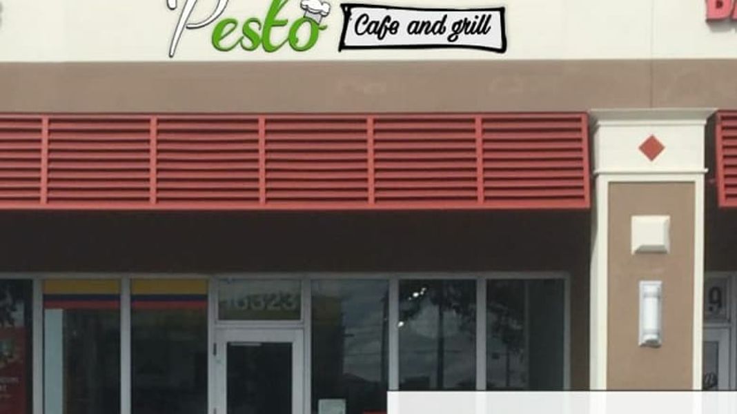 Фото Стейк зі свинини у Pesto Cafe