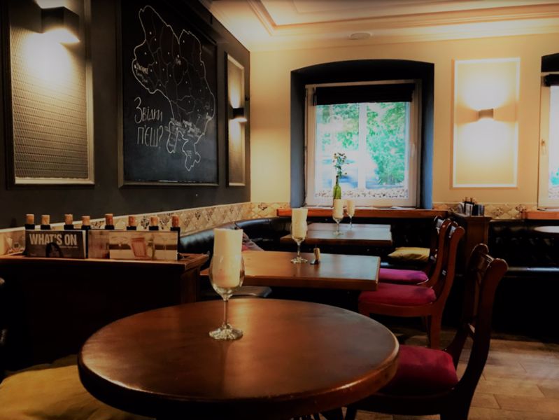 Like a Local's wine bar - ресторан | Меню та ціни | TipMyMenu