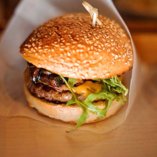 Фото Трюфельний бургер з яловичиною у True Burger Bar