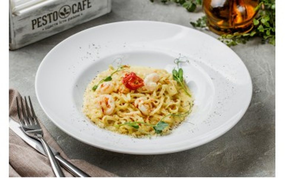 Фото Паста з креветками у Pesto Cafe
